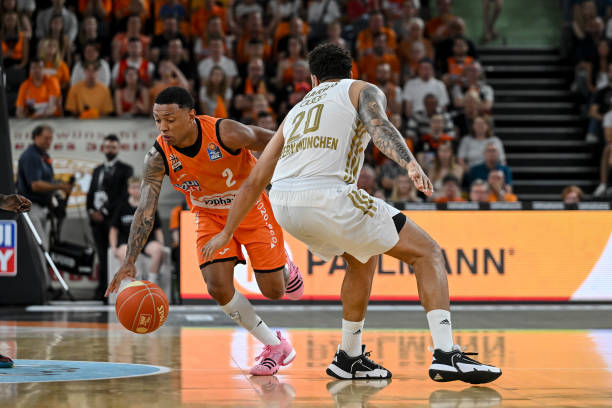 灵活扣杀 灵活扣杀