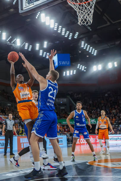 羽毛球比赛 羽毛球比赛