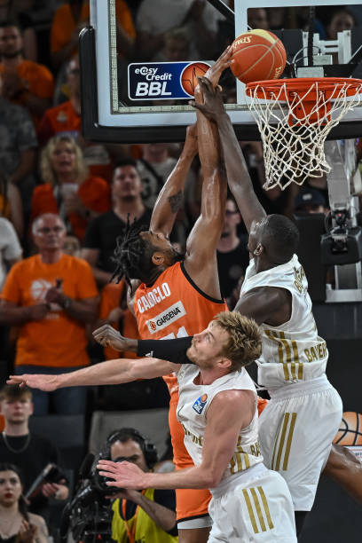 在比赛尾声 在比赛尾声