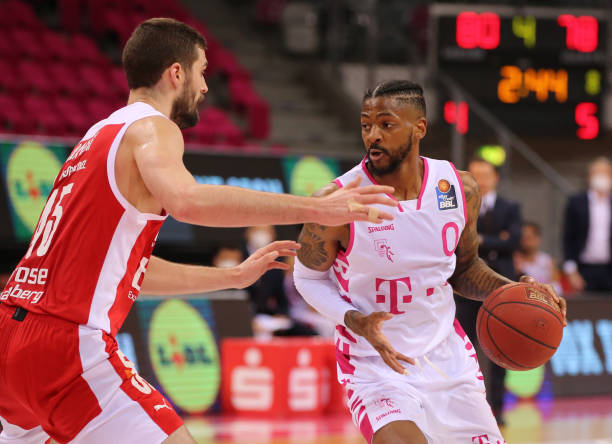 表现尤其亮 表现尤其亮